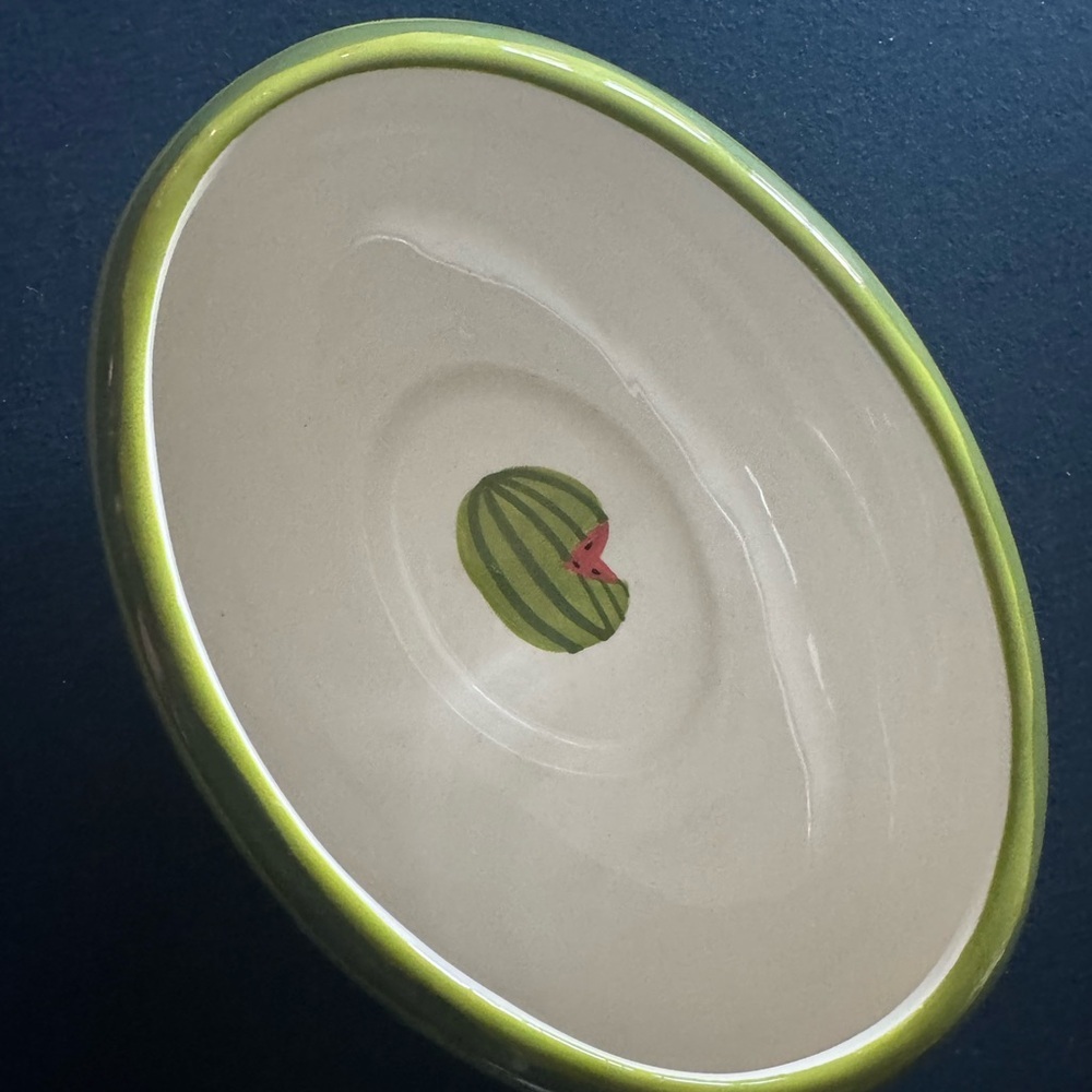 Green oval watermelon bowl 🍉 perfect for fruit salad, chips or desserts- zoom in